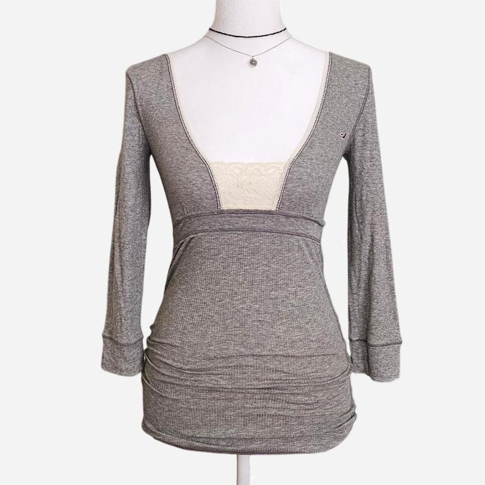 VTG 2000s Hollister Gray Babydoll top w Lace Detail